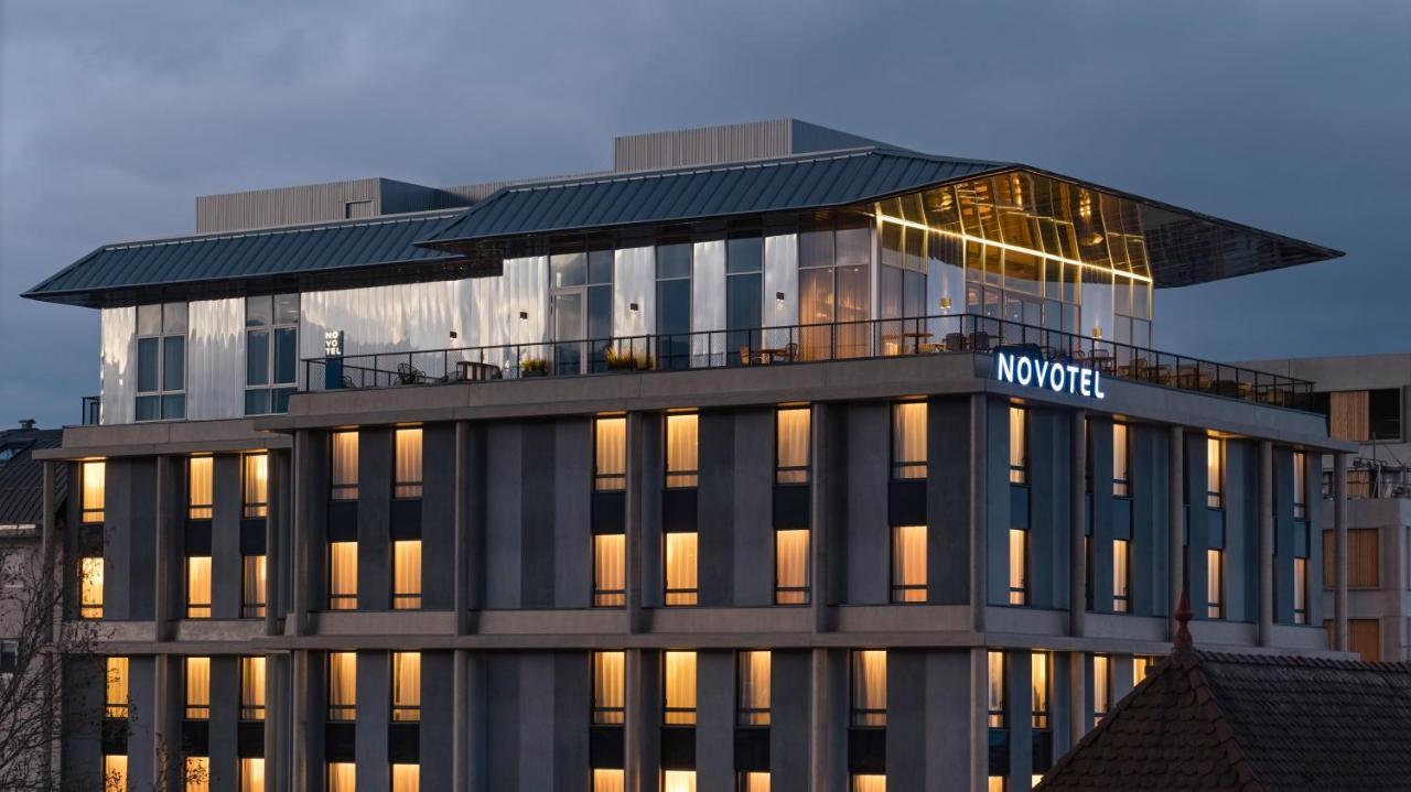 โนโวเทล แอนมาส ซองทร์ - ปอร์ต เดอ เฌแนฟ Hotel อานมาส ภายนอก รูปภาพ